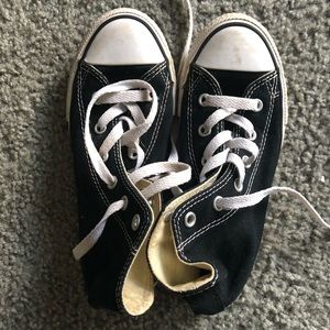 Kids converse sneakers